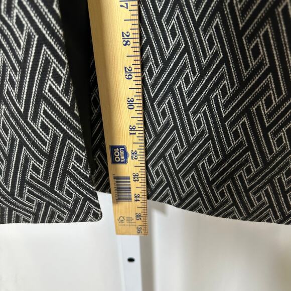 Chico's Black White Open Front Stretch Longline Blazer Jacket Sz 2‎ (L) Office - Picture 11 of 11